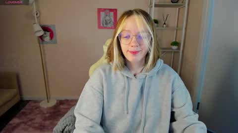 Rockett online show from 10-03-25, 01:13