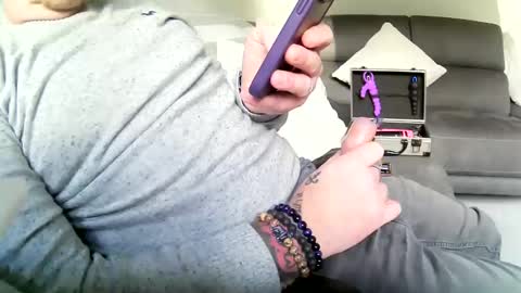 Joey online show from 01-03-25, 02:30