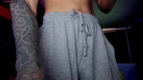 Snapshot of rodarri chatting on 09-24-25, 04:27 MY NAME CAN SEE ALL MY CUM VIDEO BUY FAN SUB. online show from 09-24-25, 04:27