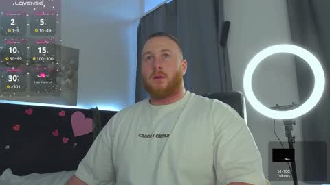 Snapshot of roddy_riss chatting on 02-14-25, 07:38 Roddy online show from 02-14-25, 07:38