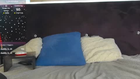 Snapshot of roddy_riss chatting on 02-24-25, 04:58 Roddy online show from 02-24-25, 04:58