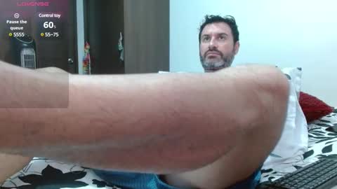 Snapshot of rodher81 chatting on 02-23-25, 03:08 Rod online show from 02-23-25, 03:08