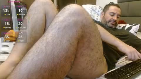 Snapshot of rodher81 chatting on 10-29-25, 03:42 Rod online show from 10-29-25, 03:42