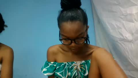 Snapshot of rodliiine chatting on 07-28-26, 05:12 rodliiine online show from 07-28-26, 05:12