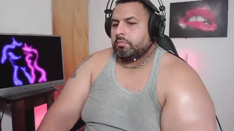 rodrixxx54 online show from 02-02-25, 10:28