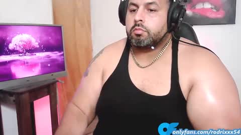 rodrixxx54 online show from 02-07-25, 12:31