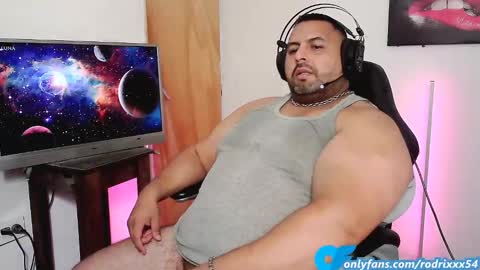 rodrixxx54 online show from 02-11-25, 11:54