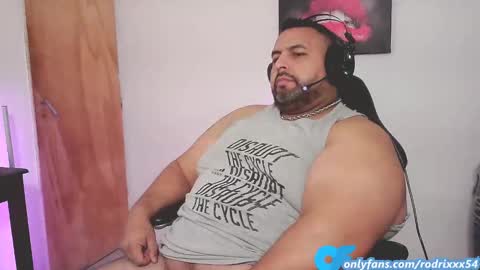 rodrixxx54 online show from 03-11-25, 08:53