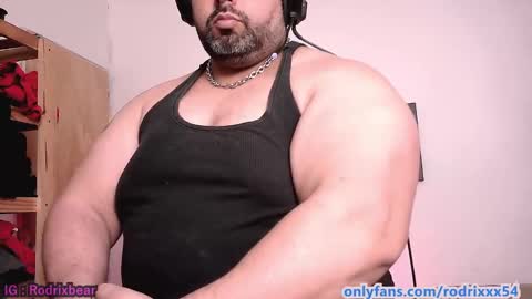 rodrixxx54 online show from 09-27-25, 10:37