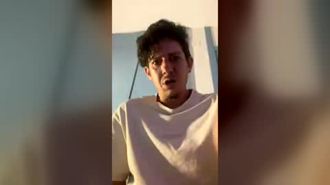 Snapshot of rogerbenid81 chatting on 06-13-26, 09:57 rogerbenid81 online show from 06-13-26, 09:57