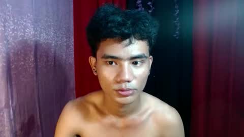 roianboyyy online show from 05-15-26, 02:02