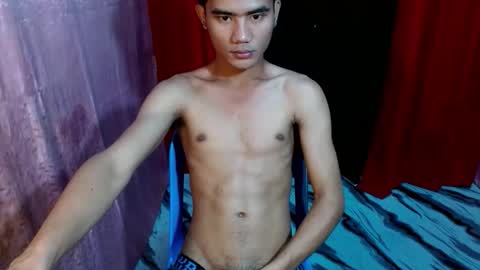 roianboyyy online show from 05-23-26, 02:43
