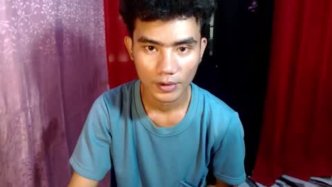 roianboyyy online show from 05-24-26, 02:49