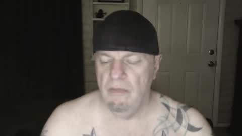 Snapshot of roinaz chatting on 12-31-24, 05:55 roinaz online show from 12-31-24, 05:55