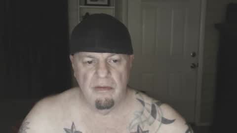 Snapshot of roinaz chatting on 01-16-25, 05:32 roinaz online show from 01-16-25, 05:32