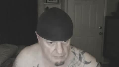 Snapshot of roinaz chatting on 01-17-25, 07:51 roinaz online show from 01-17-25, 07:51