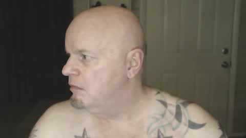 Snapshot of roinaz chatting on 02-10-25, 05:25 roinaz online show from 02-10-25, 05:25