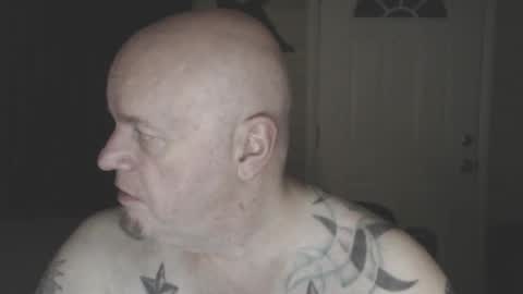 Snapshot of roinaz chatting on 03-23-26, 06:28 roinaz online show from 03-23-26, 06:28