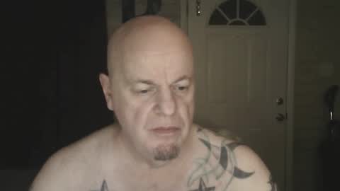 Snapshot of roinaz chatting on 06-07-26, 04:49 roinaz online show from 06-07-26, 04:49