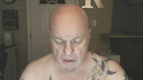 Snapshot of roinaz chatting on 08-02-26, 11:19 roinaz online show from 08-02-26, 11:19