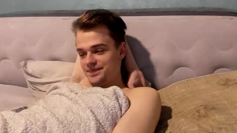 taylor fox online show from 11-28-25, 07:05