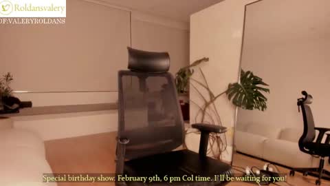 Valery Roldans online show from 02-04-26, 01:11