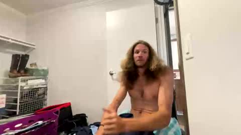 Rollinintheweeds online show from 05-15-26, 01:51