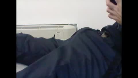 Snapshot of rollino83 chatting on 12-19-25, 01:29 rollino83 online show from 12-19-25, 01:29