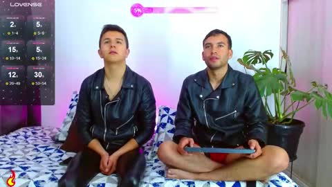 Snapshot of rolos_hot32 chatting on 12-14-24, 03:47 rolos_hot32 online show from 12-14-24, 03:47