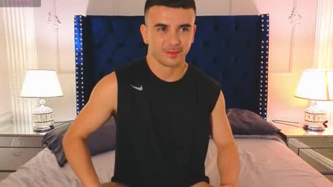   online show from 10-18-25, 02:51