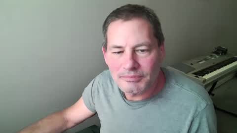 Snapshot of romander2017 chatting on 09-16-25, 03:35 Wasati online show from 09-16-25, 03:35