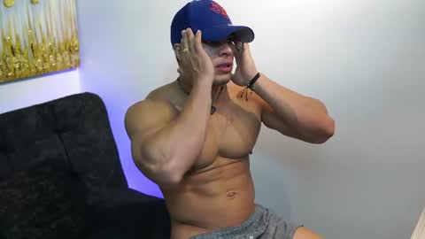 romano_kentt12 online show from 06-13-26, 04:21