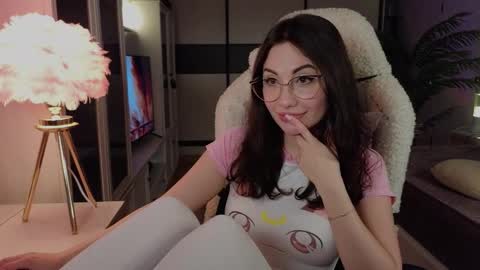 Snapshot of romanticsonya chatting on 03-17-26, 08:23 romanticsonya online show from 03-17-26, 08:23