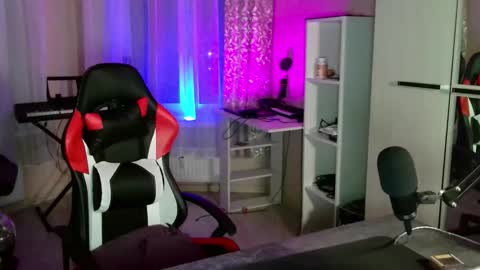 Snapshot of romantobizin chatting on 03-11-26, 07:31 Roman online show from 03-11-26, 07:31