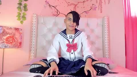Snapshot of romeo_laurient chatting on 04-06-26, 08:21 ROMEO online show from 04-06-26, 08:21