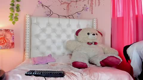 Snapshot of romeo_laurient chatting on 04-10-26, 08:46 ROMEO online show from 04-10-26, 08:46
