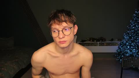 Snapshot of romeo_mercy chatting on 01-06-25, 12:59 Romeo online show from 01-06-25, 12:59