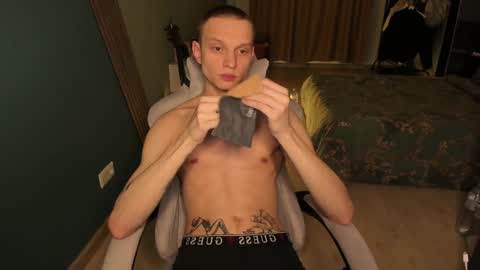 Snapshot of romeo_mercy chatting on 02-02-25, 11:11 Romeo online show from 02-02-25, 11:11