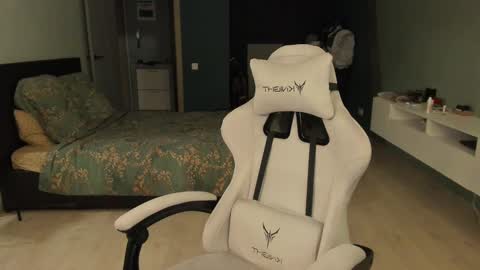 Snapshot of romeo_mercy chatting on 02-24-25, 05:09 Romeo online show from 02-24-25, 05:09