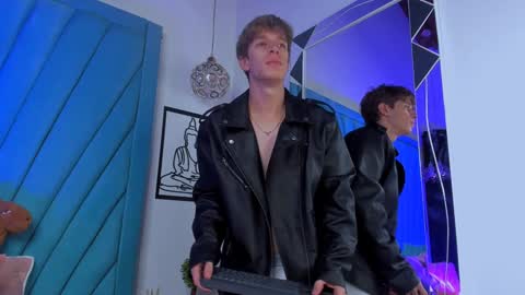 Romeo Ricci online show from 01-17-25, 03:43