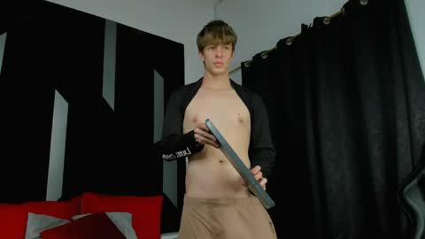 Romeo Ricci online show from 04-11-26, 06:23