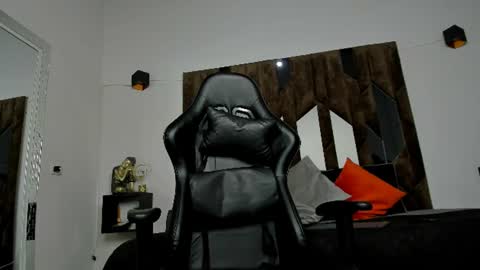Romeo Ricci online show from 06-14-26, 02:24