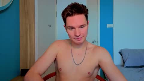 Snapshot of romeosilver chatting on 11-20-25, 05:29 Romeo online show from 11-20-25, 05:29