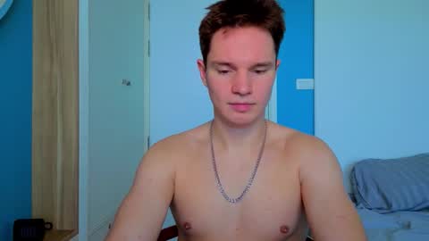 Snapshot of romeosilver chatting on 11-25-25, 04:34 Romeo online show from 11-25-25, 04:34