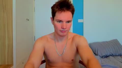 Snapshot of romeosilver chatting on 11-29-25, 04:48 Romeo online show from 11-29-25, 04:48