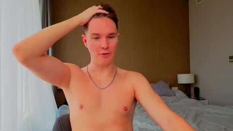 Snapshot of romeosilver chatting on 02-18-26, 04:08 Romeo online show from 02-18-26, 04:08