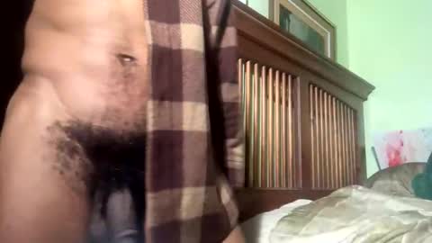 Snapshot of romeotyn chatting on 01-30-25, 01:44 romeotyn online show from 01-30-25, 01:44