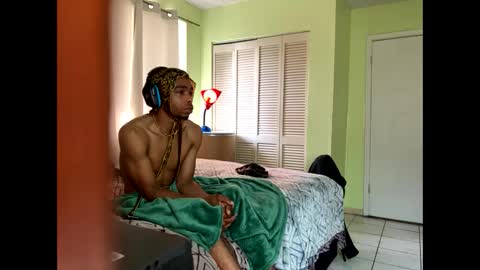 Snapshot of romeotyn chatting on 03-01-25, 03:16 romeotyn online show from 03-01-25, 03:16