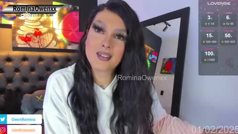Snapshot of rominaowenxx chatting on 02-01-25, 06:00 ROMINA OWEN online show from 02-01-25, 06:00