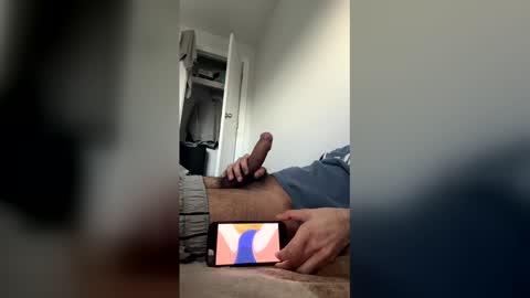 Snapshot of ronn00378 chatting on 12-17-25, 07:20 ronn00378 online show from 12-17-25, 07:20